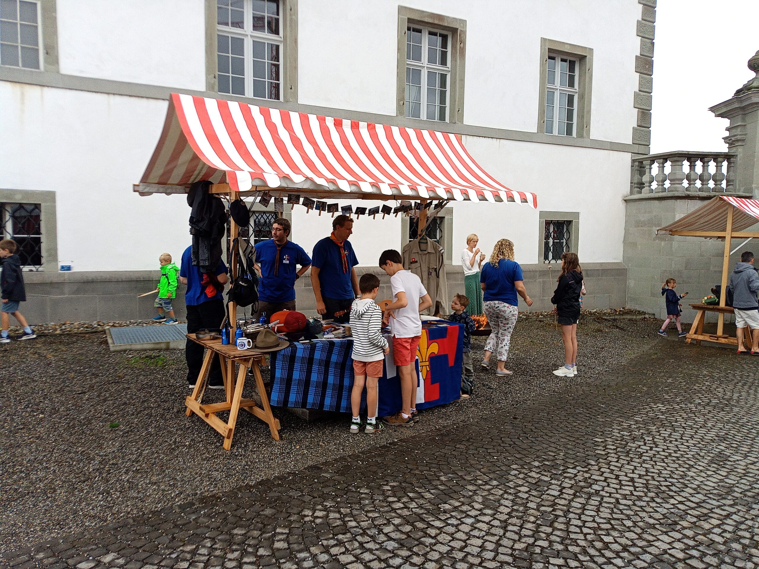 Mehr über den Artikel erfahren Stand und Kinderprogramm am Weltfamilientag in Einsiedeln